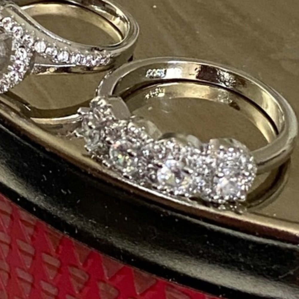 925 Sterling Silver Zircon band